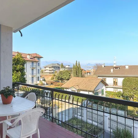 Apartment Dante Stresa
